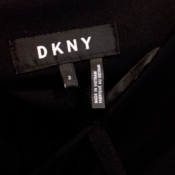 DKNY Black short Wrap skirt 2 - Picture 6 of 7